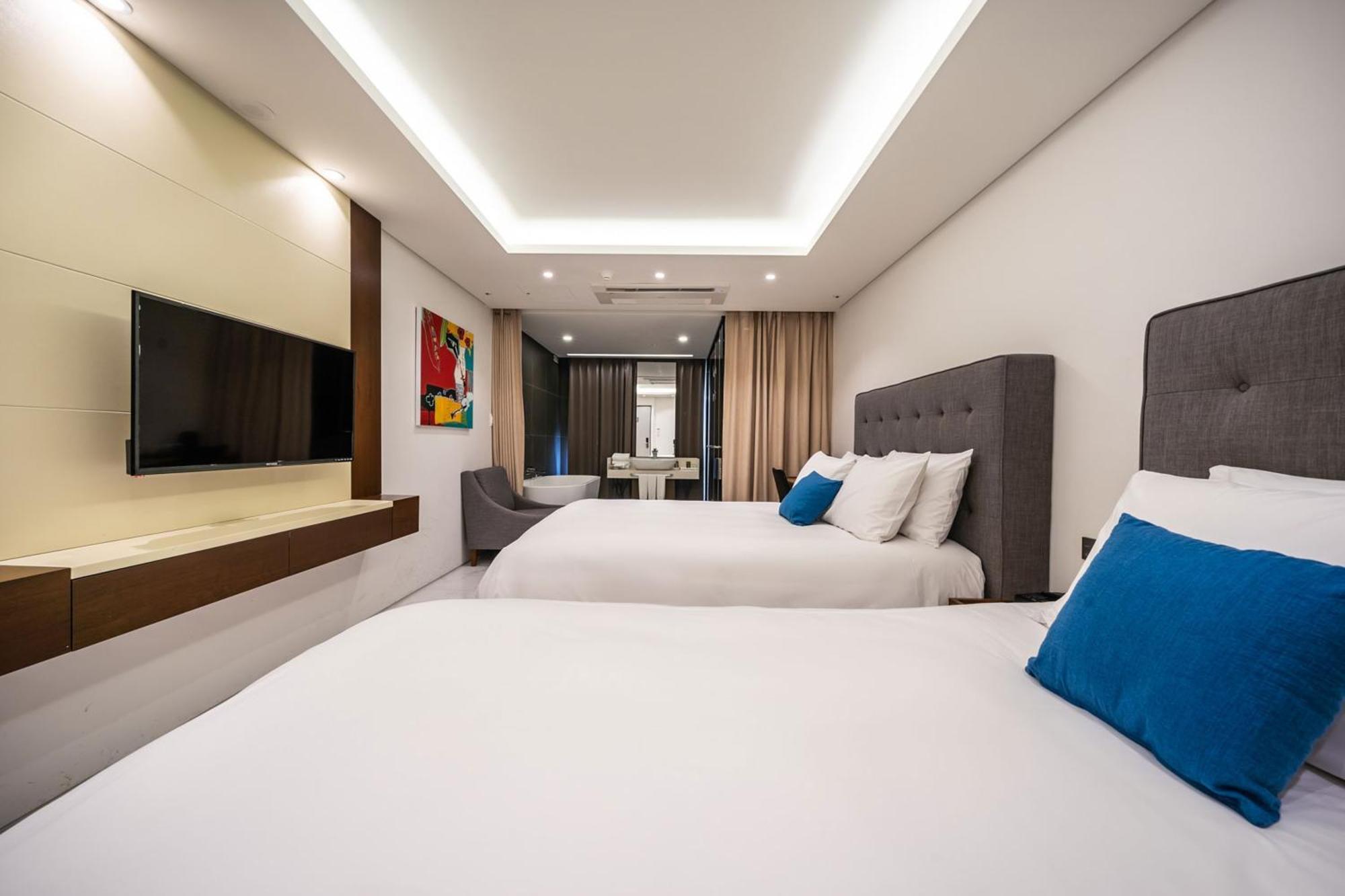 Sweet May Seogwipo Hotel Zewnętrze zdjęcie
