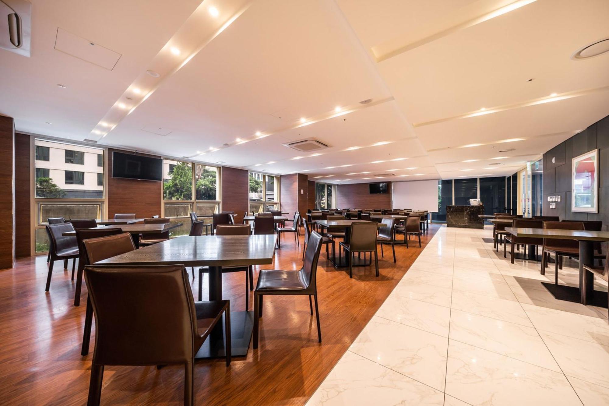 Sweet May Seogwipo Hotel Zewnętrze zdjęcie